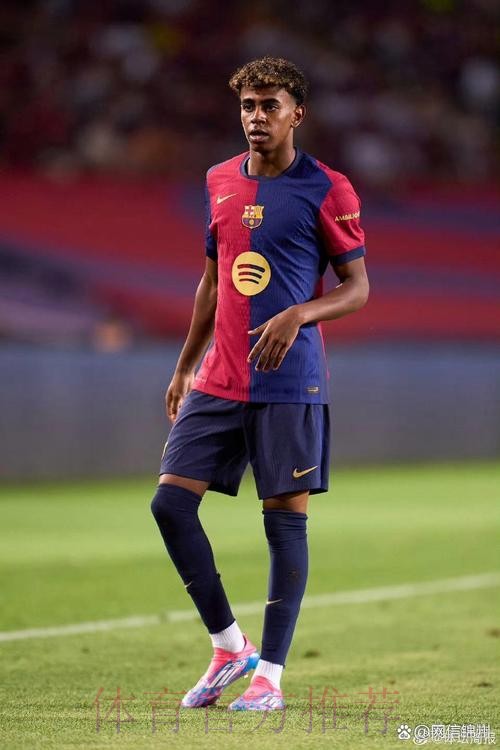 本赛季欧冠成功过人次数榜：亚马尔18次居首